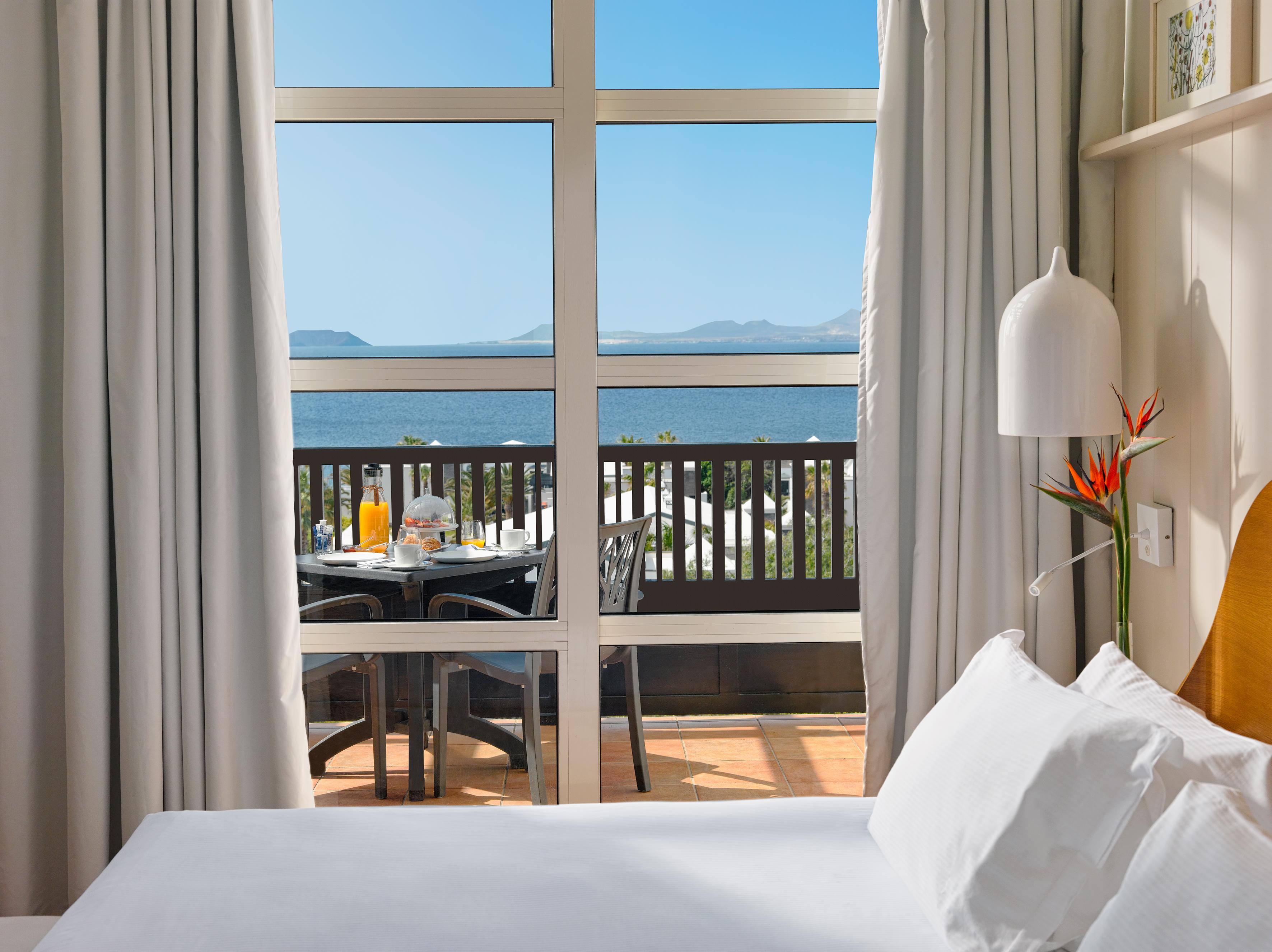 Hotel H10 Rubicon Horizons Collection (Adults Only) Playa Blanca  Esterno foto A room at the hotel