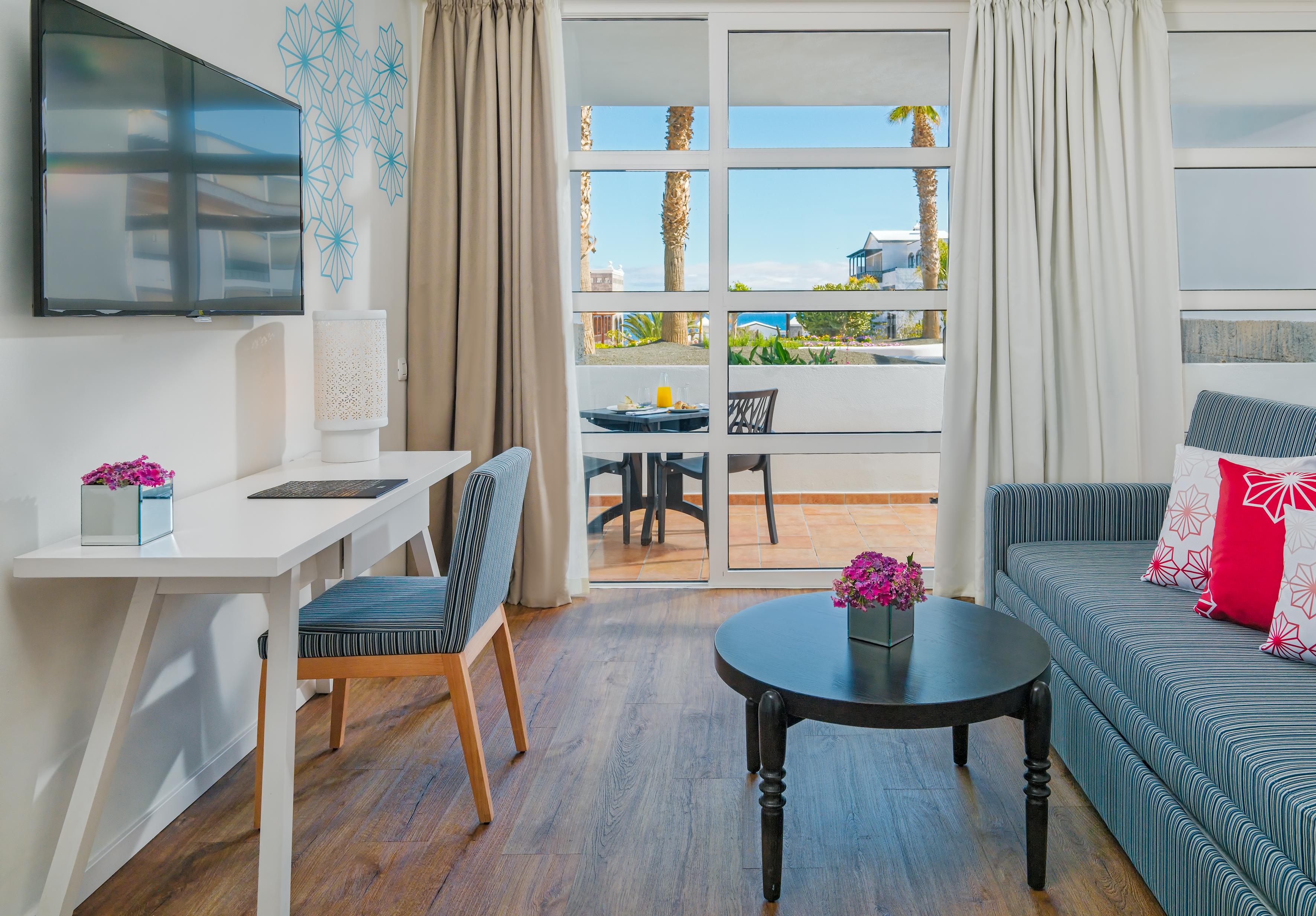 Hotel H10 Rubicon Horizons Collection (Adults Only) Playa Blanca  Esterno foto A suite at the Hilton San Diego Bayfront